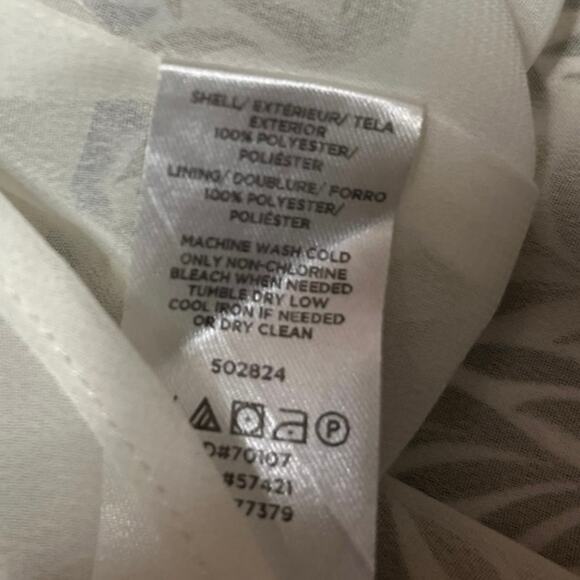 Ann Taylor LOFT Green White Leaf Print Sleeveless Blouse Cami Tank Top Size M - Picture 4 of 4